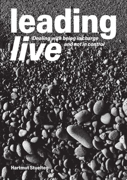 leading live